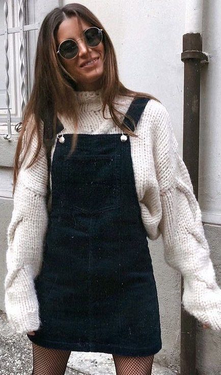 crochet fashion, crochet fashion 2019, crochet fashion patterns, crochet fashion boho, crochet fashion scarf Thanksgiving Outfits Women, Trendy Overalls, Chic Style Inspiration, Thanksgiving Outfit Ideas, Cute Thanksgiving Outfits, What To Wear Fall, Thanksgiving Outfit Women, Black Kitten Heels, Sweater Patterns