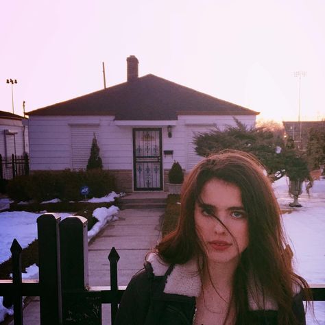 Margot Qualley, Margaret Qualley Aesthetic, Margaret Qualley, Marilyn Monroe Photos, Evan Peters, It Girls, Juno, Girl Crush, Celebrity Crush