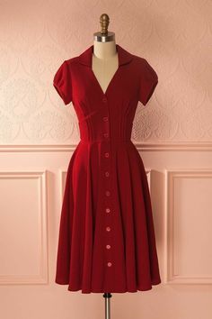 Entitled People, Dresses 40s, Boutique 1861, 1940s Fashion, Fashion Mistakes, Looks Chic, 50s Fashion, 10 Pounds, Retro Dress