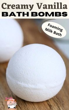 Diy Milk Bath, Bath Boms Diy, Diy Vanilla, Milk Baths, Bath Bomb Recipe, Bath Boms, Vanilla Milkshake, Bombe Recipe, Bomb Recipes