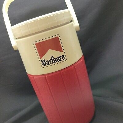 Vintage Marlboro Coleman  Insulated Cooler Water Jug 2 Qt 1/2 Gallon Advertising  | eBay Coleman Cooler, Portable Cooler, Beach Trips, Ice Box, Water Jug, Advertising Signs, Hiking Gear, Fishing Trip, The Good Old Days