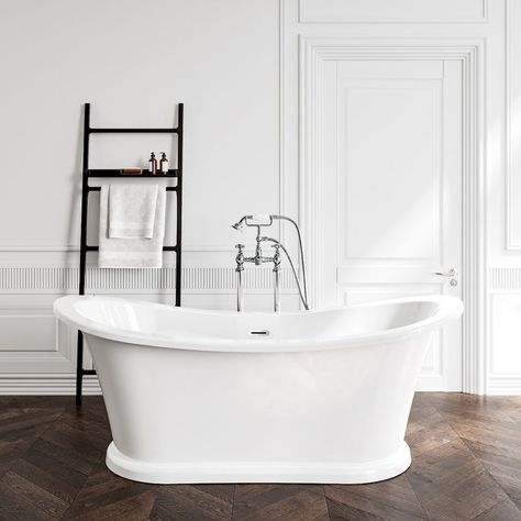 Slipper Bath Bathrooms, Traditional Bathroom Ideas, Bathroom Mountain, Wisteria Cottage, Freestanding Baths, Slipper Bath, Straight Baths, Walk In Shower Enclosures, Modern Basin