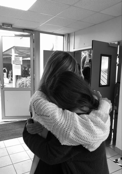 Best Friend Hug, Sisters Goals, Friends Hugging, Sister Pictures, Photo Recreation, A Burden, I M Scared, Friend Poses Photography, Best Poses For Pictures