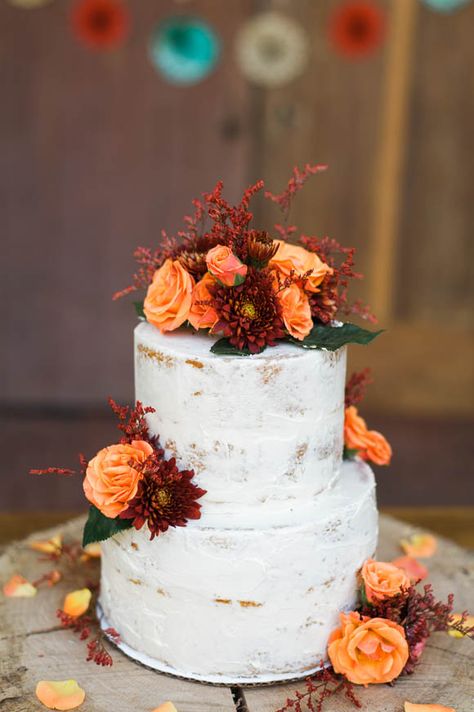 Emerald Wedding Cake, Wedding Cake Emerald Green, Cake Women, Gluten Free Wedding Cake, Orange Wedding Decorations, Orange Wedding Cake, Autumn Cake, Green Wedding Decorations, Thanksgiving Cake