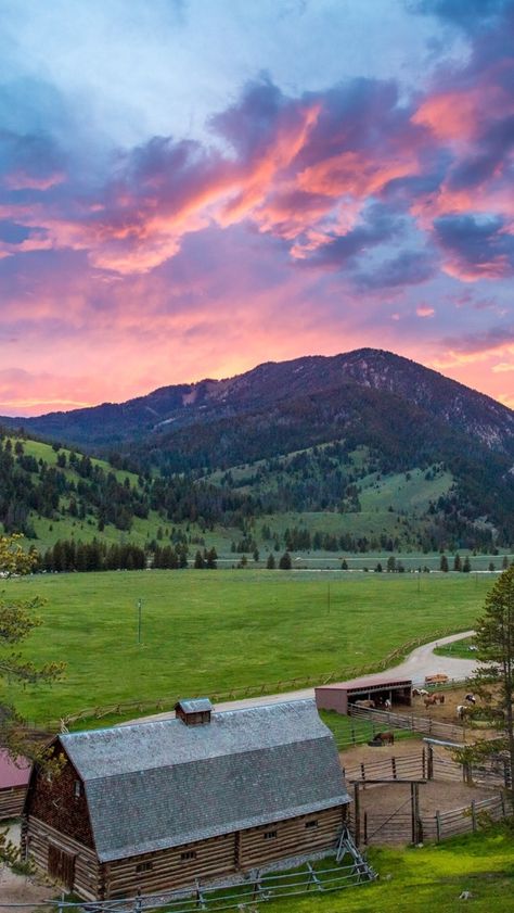 Montana Ranch Aesthetic, Country Side Living, Montana Views, Montana Wallpaper, Montana Farm, Montana Aesthetic, Montana Life, Montana Sky, Montana Hiking