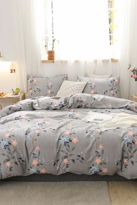 Summer Bed Sheets, Bed Sheets Ideas, Cute Bed Sets, Summer Bed, Beautiful Bedroom Decor, Summer Bedding, Redecorate Bedroom, Stylish Beds, Room Design Bedroom