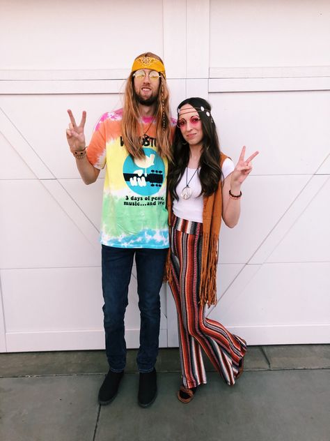 70s Theme Party Outfit Men, Woodstock Mens Fashion, 70s Costume Ideas Men, 70s Costumes Couple, Boys 70s Outfit Ideas, 60s Themed Birthday Party Outfits, 60s Couple Costume, 70s Costume Ideas For Couples, Couples Hippy Costume