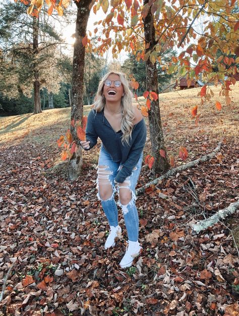 Fall Fits Flannel, Fall Pic Inspo Instagram, Cute Fall Picture Ideas, Fall Fair Outfit, Cute Fall Outfits For Teens, Cute Fall Pics, Fall Insta Pics, Cute Winter Outfits For Teens, Cute Fall Outfits For School