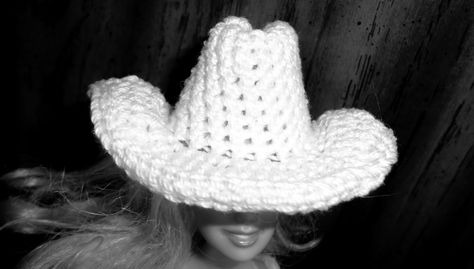 The Cowboy Cowgirl Free Barbie Hat Crochet Pattern Barbie Cowboy, Amigurumi Accessories, Crochet Cowboy Hats, Cowboy Hat Pattern, Habit Barbie, Mini Cowboy Hat, Barbie Swimsuit, Crochet Barbie Patterns, Free Barbie