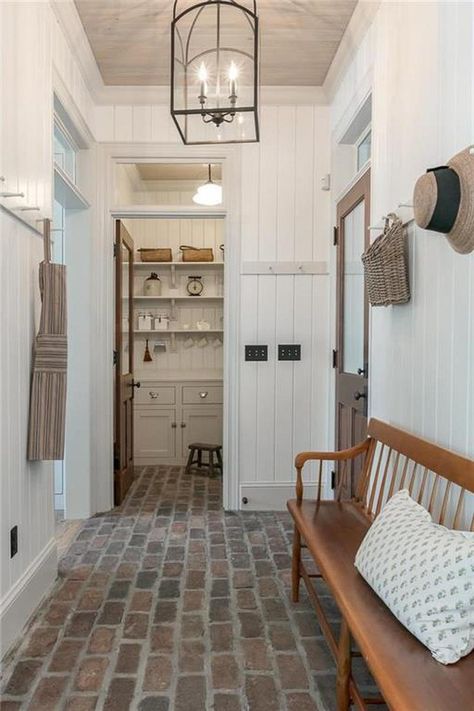 Mudroom Makeover - Shaker Style Ideas & Inspiration - Pine and Prospect Home Kansas Farmhouse, Southern Home Decor, Mudroom Makeover, Interior Minimalista, Brick Flooring, Classic Kitchen, Farmhouse Interior, House Plans Farmhouse, Southern Home