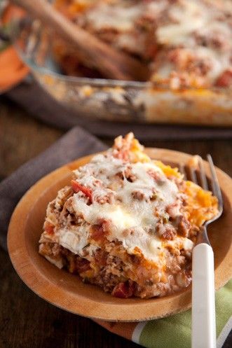 The Lady and Sons Lasagna http://www.pauladeen.com/the-lady-and-sons-lasagna Meat Lasagna, Paula Deen Recipes, Weekend Dinner, Paula Deen, Lasagna Recipe, Noodle Dishes, The Lady, Main Dish Recipes, Savoury Food