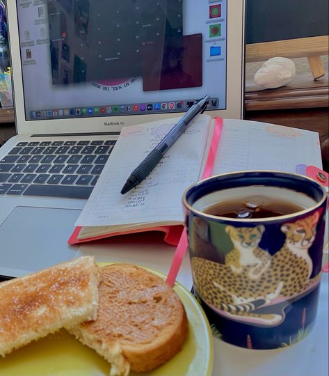 Zoom Meeting Aesthetic, Meeting Aesthetic, Zoom Meeting, Study Aesthetic, Sunday Morning, French Toast, Toast