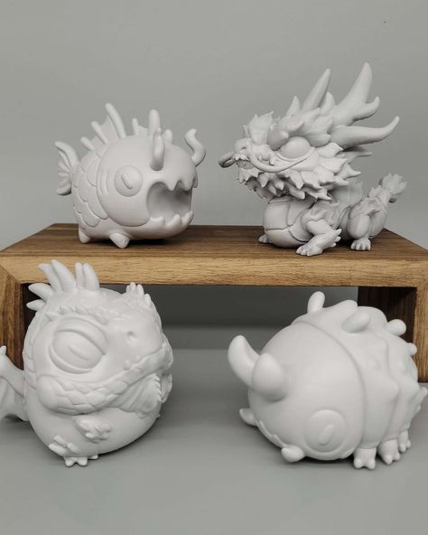 3d Printed Figurines, 3d Print Figures, Sculpting Clay Ideas, Clay Sculpting Ideas, Little Clay Figures, Creature Sculpture, Dragon Character, Sculpting Ideas, Carp Fish