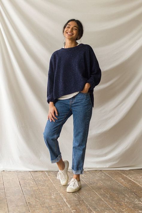 Olive Clothing, Boucle Knit, Relaxed Outfit, Midnight Navy, 가을 패션, Looks Style, Mode Inspiration, Knit Jumper, Minimalist Outfit