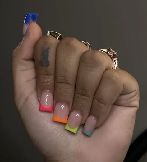 Knotless Hairstyle, Nail Pics, Nail Work, Lovely Nails, Drip Nails, Colored Acrylic Nails, French Tip Acrylic Nails, Work Nails, French Acrylic Nails