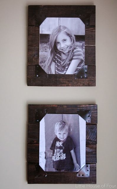 Pallet Picture Frames, Inexpensive Diy Gifts, Pallet Pictures, Pallet Frames, Memory Wall, Rustic Picture Frames, Rustic Pictures, Diy Photo Frames, Pallet Creations