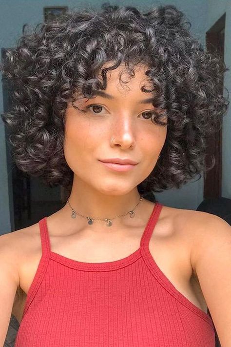 Bob Riccio, Short Curly Cuts, Short Curly Hairstyles For Women, Natural Curly Hair Cuts, Short Curly Hairstyles, Curly Hair Photos, Short Curly Haircuts, Short Curls, Beautiful Curly Hair