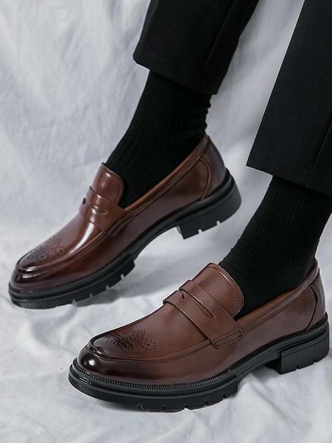 Color:Black \nType:Dress Loafers \nToe:Round Toe \nPattern Type:Plain \nUpper Material:PU Leather \nInsole Material:PU Leather \nOutsole Material:Rubber \n Guys Shoes, Ombre Pattern, Formal Mens Fashion, Dress Loafers, Mens Boots Fashion, Mens Luxury Fashion, Aesthetic Clothing, Teen Fashion Outfits, Dress Details