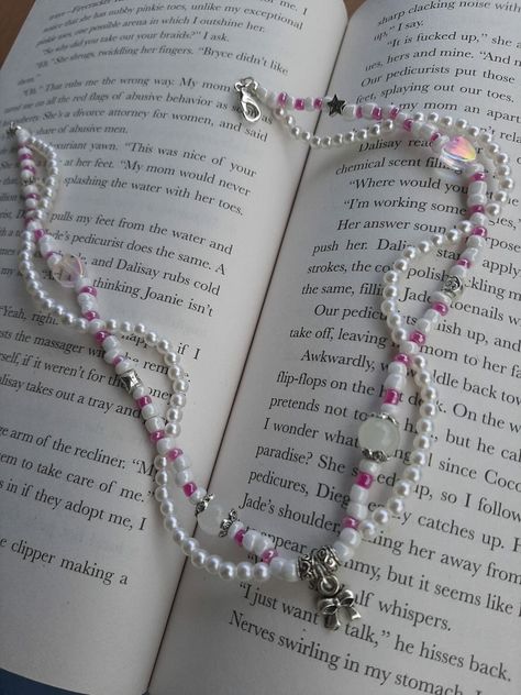 Pink And White Seed Bead Necklace, Pink And White Pearl Necklace, Diy Pink Necklace, Pink And White Beaded Necklace, Pink Bead Jewelry, Kalung Beads, White Bead Necklace, Pink Beaded Necklace, Diy Beaded Rings