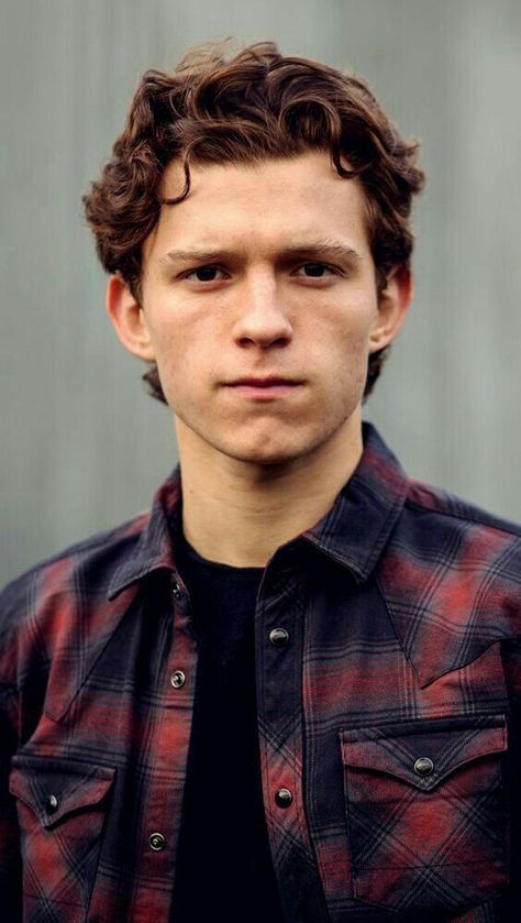 Tom Holland Hair, Tom Holland Haircut, Spider Men, Image Spiderman, Billy Elliot, Tom Holland Imagines, Nathan Drake, Tom Holland Peter Parker, Tom Holland Spiderman