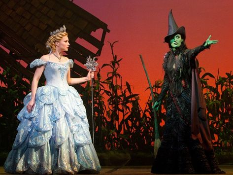 Wicked Witches @Izzie Harlow Broadway Wicked, Wicked Costumes, Elphaba And Glinda, Wicked Musical, Kristin Chenoweth, Defying Gravity, Lele Sadoughi, Wicked Witch, Broadway Musicals