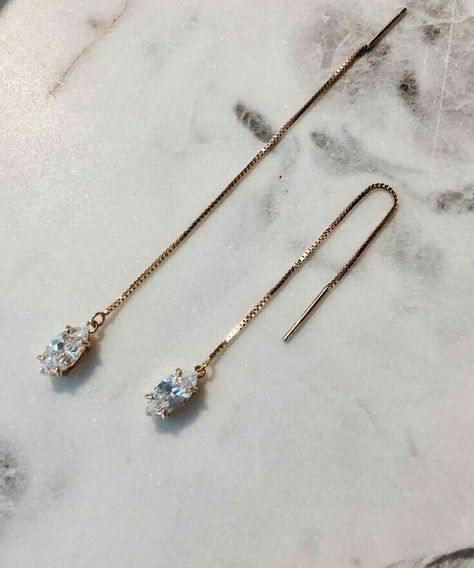 Body Gems, Gold Backdrop, Gold Bar Earrings, Jewelry Styles, Bar Stud Earrings, Authentic Jewelry, Gold Earrings Designs, Threader Earrings, Bar Earrings