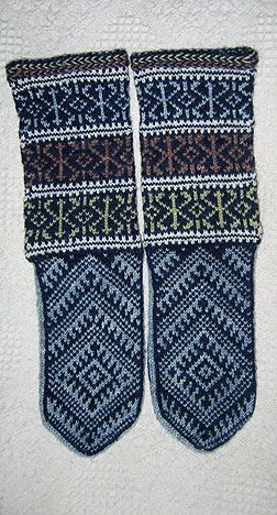 Ravelry: Simply Socks: 45 Traditional Turkish Patterns to Knit - patterns Beetle Pattern, Traditional Socks, Turkish Pattern, Fair Isle Knitting, Knitting Accessories, Knitting Inspiration, Winter Glove, Knit Patterns, Fair Isle