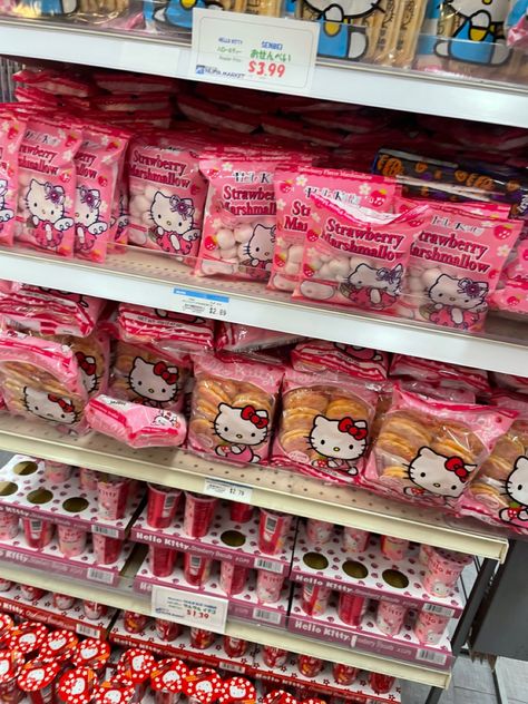 Hello Kitty Obsession, Hello Kitty Snacks, Sanrio Snacks, Hello Kitty Sushi, Hello Kitty Gift Bags, Hello Kitty Food, Sanrio Food, Hello Kitty Lunch, Japan Snacks