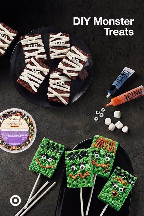 Knock, knock! It’s scary-fun treats for your Halloween party. Cast a spell with your DIY monster-themed buffet—think ghoulish candy, glow-in-the-dark drinks & snacks. Boo appetite! Halloween Rice Krispy, Halloween Rice Krispies, Rice Treats, Monster Treats, Halloween Sleepover, Diy Halloween Treats, Hallowen Ideas, Halloween Party Snacks, Rice Krispies Treats