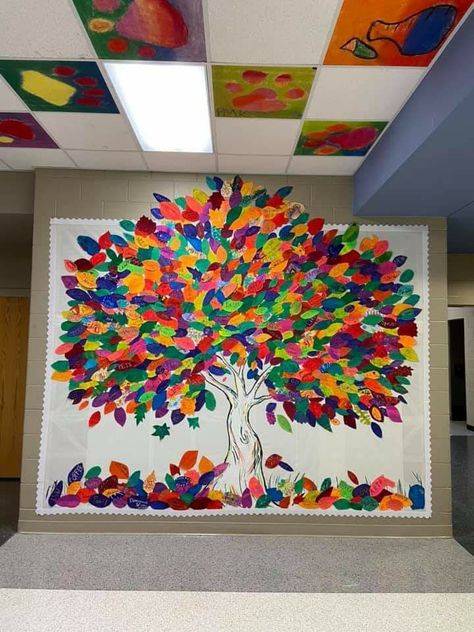 Group Mural Ideas, Collaborative School Art Projects, Community Mural Collaborative Art, Collaborative Tree Art, Elementary School Murals Collaborative Art Projects, Collaborative Mural For Kids, School Collaborative Art Project, Collaborative Art Projects Elementary, Tree Art Project