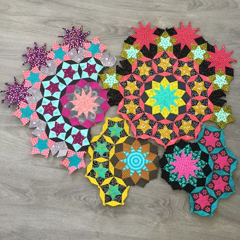 Wendy's Quilts and More: Ballet with Kaffe progress - and how to sew a 10 pointed star Millefiori Quilt Pattern, Ballet Quilt, La Passacaglia Quilt, Origami Quilt, Hand Pieced Quilts, Bear Paw Quilt, Millefiori Quilts, Kaffe Fassett Quilts, English Paper Piecing Quilts