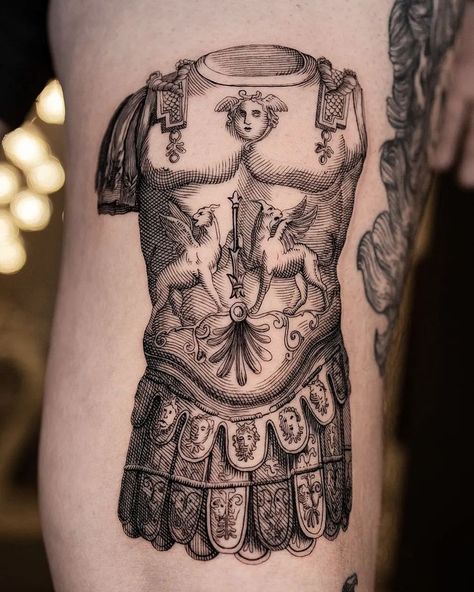 Tenis Photography, Historical Tattoos, Hand Tattoo Designs, Roman Tattoo, Tattoos 2024, Etching Tattoo, Roman Armor, Woodcut Tattoo, Medieval Tattoo