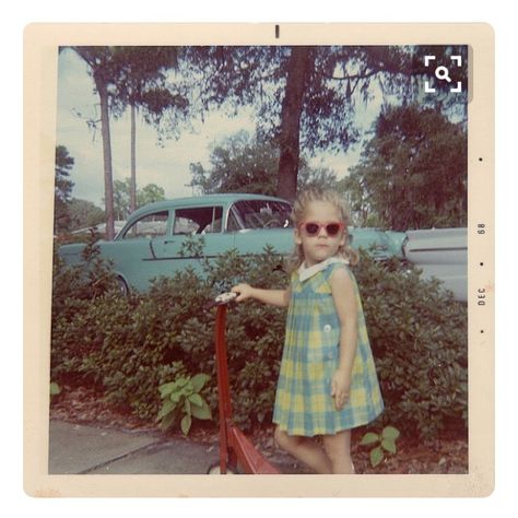 Little Inez was already hip to the witness protection program Old Polaroid, Polaroid Photo, Another Day In Paradise, Intimate Photos, Vintage Polaroid, Kindergarten First Day, Polaroid Pictures, Photography Challenge, Polaroid Photos