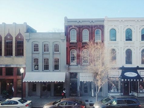 Historic Downtown Franklin, Tennessee | Tennessee Trip Ideas | The beautifully restored 15-block "historic district" holds dozens of unique shopping and dining experiences for locals and visitors. Franklin Tn Things To Do, Franklin Tennessee Photography, The Factory Franklin Tn, Downtown Franklin Tn, Small Town America Main Street, Franklin Tennessee, Franklin Tn, Kentucky Bourbon Trail, Tennessee Travel