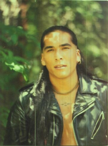 my little crush has gone on for years and years...  he's gorgeous.  Eric Schweig Rodney Grant, Eric Schweig, Cultural Anthropology, Last Of The Mohicans, Native American Actors, Native American Men, Native American Pictures, Day Lewis, Native American Photos