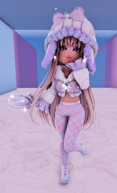 Corset Royale High, Royale High Pajama Outfit, Royale High Casual Outfits, Pastel Perfect Outfit Royal High, Royale High Winter Outfits, Gyaru Royale High Outfits, Royal High Christmas Outfits, Rh Avatar, Winter Fits Aesthetic