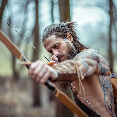 @peleskey #beardbad Archery Photography, Philosophical Thoughts, Beard Tattoo, Inspiring Thoughts, Anatomy Poses, Inked Men, An Arrow, Bow And Arrow, Body Poses