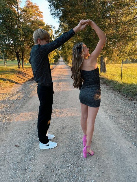 homecoming, couple, couple photoshoot, pose inspo, couple poses, cute pictures, boyfriend Boyfriend Homecoming Pictures, School Dance Aesthetic Couple, Homecoming Pic Ideas Couple, School Dance Couple Pictures, Cute Hoco Poses With Boyfriend, Hoco Pictures Ideas Couple Funny, Homecoming Poses With Date Boyfriends, Prom Picture Poses For Couples Funny, Hoco Inspo Pics Couple