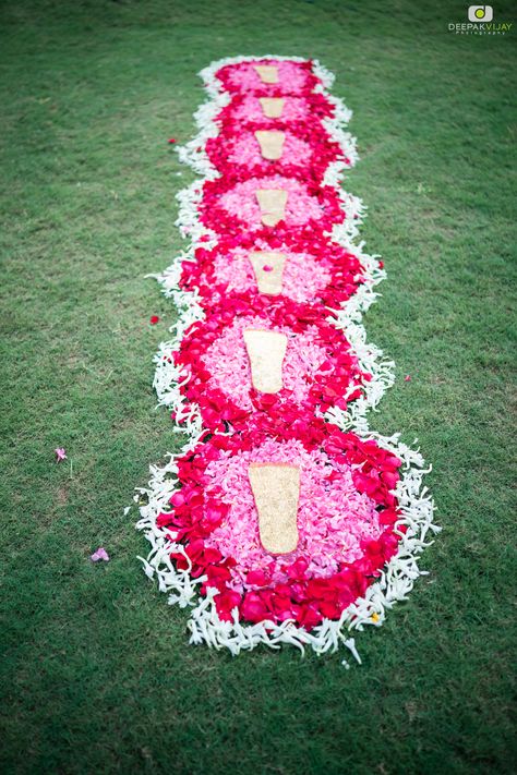 👉Check out this stunning Saptapadi Decor! This is perfect for any special event, and the petals flower 🌺 adds a romantic and elegant touch. Let The Perefect Affair help you create the perfect atmosphere for your event.🌟 #SaptapadiDecor #petalsflower #eventmanagement Sapthapadhi Designs, Saptapadi Decoration Ideas Marathi, Sapthapadhi Decorations, Saptpadi Decoration, Saptapadi Decoration, Saptapadi Decoration Ideas, Marriage Backdrop, Mehandi Decor, Wedding Stage Backdrop