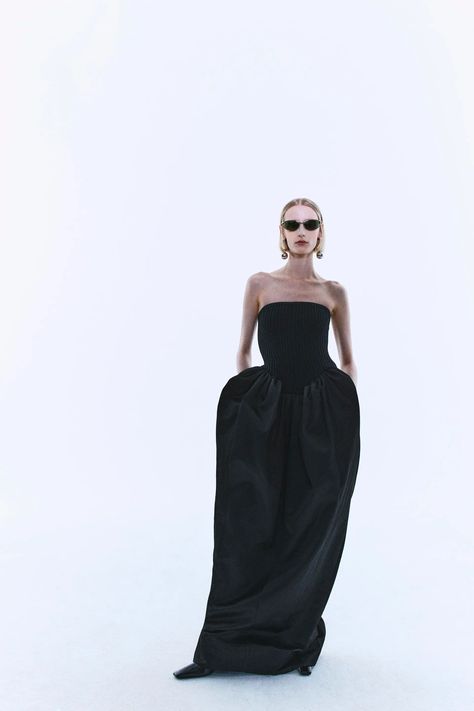 Simple Blouses, Resort 2024, Dressy Skirts, Et Ochs, Minimal Look, Trend Report, Sheer Chiffon, Donna Karan, 90s Fashion