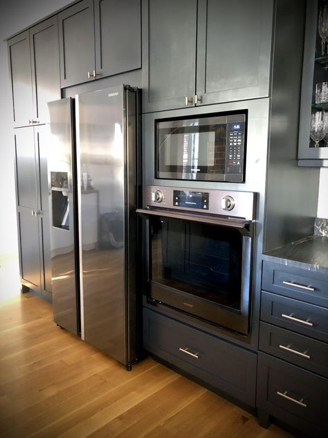 Customer Reviews: Samsung 30" Single Wall Oven with Flex Duo, Steam Cook and WiFi Fingerprint Resistant Black Stainless Steel NV51K7770SG - Best Buy Samsung Oven, Oven Black, Samsung Appliances, Oven And Microwave, Small Oven, Smart Oven, House Remodeling, Best Oven, Single Wall Oven