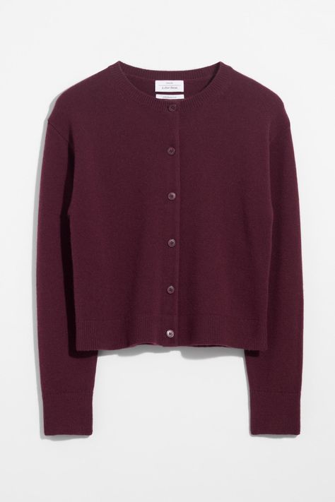 Boxy Merino Wool Cardigan - Dark Red - Ladies | H&M GB Fall Winter Fashion Trends, Closet Vanity, Burgundy Cardigan, Winter Fashion Trends, Waistcoat Dress, Knit Shoes, Merino Wool Cardigan, Red Cardigan, Tshirt Skirt