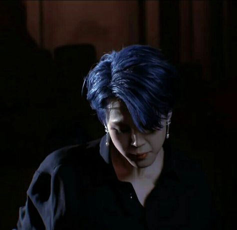 Blue Hair Jimin, Jimin Hair, Egirl Aesthetic, Dark Blue Hair, Hair Icon, Park Jimin Cute, Look At The Stars, Bright Eyes, Hair Inspo Color