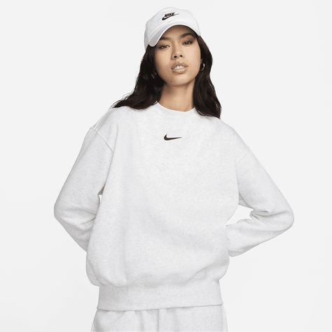 Nike Sweatshirt Women, Nike Sportswear Phoenix Fleece, Nike Crew Neck, Sweatshirt Nike, Nike Sportswear Women, Women's Windbreaker, Luxury Loungewear, Nike Crewneck, Rain Jacket Women