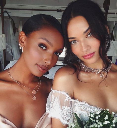 Jasmine Tookes and Shanina Shaik May 2018 Celebrity Bridesmaids, Wedding Tumblr, Shanina Shaik, Mcqueen Dress, Lottie Moss, Alexander Mcqueen Dresses, Disney Instagram, Jasmine Tookes, White Gown