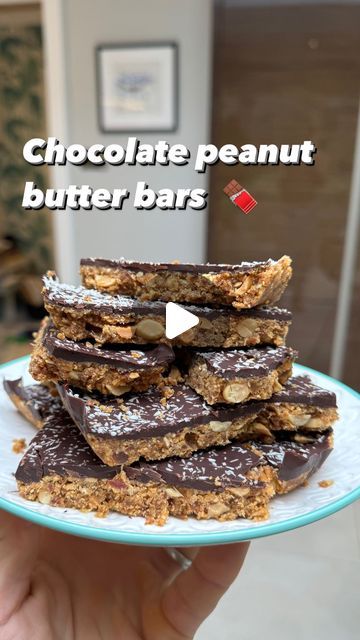 275K views · 10K likes | Joe Wicks on Instagram: "Chocolate peanut butter bars from the @bodycoachapp 😍 Would you eat these?  Ingredients:   150g dates  320g crunchy peanut butter  50g oats  80g peanuts  160g chocolate 🍫" Chocolate Peanut Butter Bars, Crunchy Peanut Butter, Joe Wicks, Peanut Butter Chocolate Bars, Butter Bar, Butter Bars, Oat Bars, Peanut Butter Bars, Chocolate Peanuts