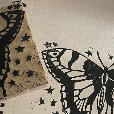 art shop on Instagram: "printmaking process of my linocut ☆ #linocut #butterfly #butterflyart #printmaking #artsy #linoprint #lino #art #cats #artprint #fyp #handmade #ink #carving" Printmaking On Clothes, Butterfly Printmaking, Butterfly Linocut, Linocut Printmaking, Lino Art, Block Printing, Lino Print, Butterfly Art, Linocut