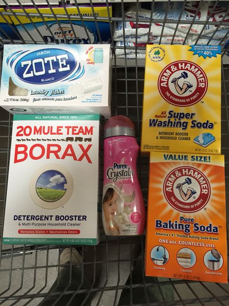 Mixing Laundry Detergent, Laundry Detergent Hacks, Borax Laundry Detergent, Borax Uses, Homemade Laundry Detergent Recipes, Diy Laundry Soap, Homemade Detergent, Best Laundry Detergent, Laundry Detergent Recipe