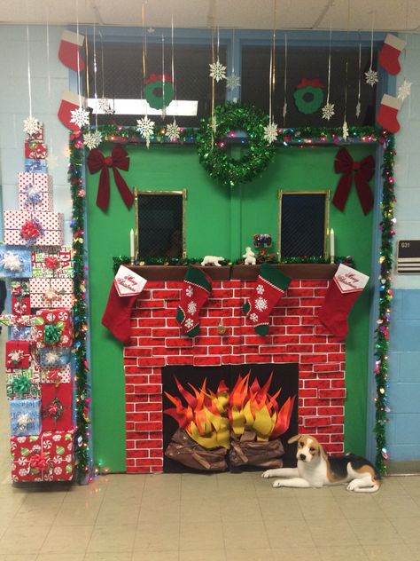 Christmas Classroom Door Decoration: Fireplace Christmas Fireplace Door Decoration, Fireplace Door Decoration Christmas, Classroom Door Decorating, Diy Christmas Door Decorations, Door Decorations Classroom Christmas, Holiday Door Decorations, Classroom Christmas Decorations, Diy Christmas Door, Christmas Door Decorating Contest