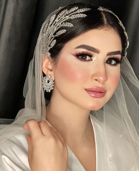 Middle Eastern Wedding Makeup, Soiree Makeup Look, Black Bride Makeup, Beautiful Bridal Makeup, Bride Looks, 50 Party, Wedding Makeup Bride, Natural Prom Makeup, Party Makeup Looks